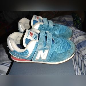 NEW BALANCE suede blue toddler size 10